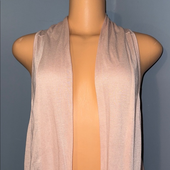 Fourteen and 9th Sleeveless Cardigan With Lace Accents - Size Large - Picture 2 of 8